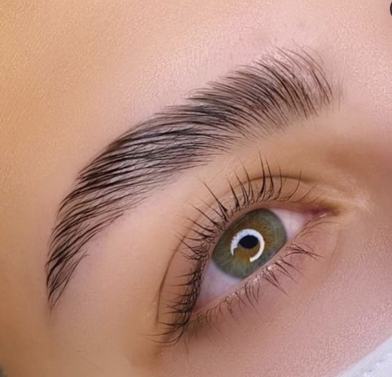 Depilación de cejas